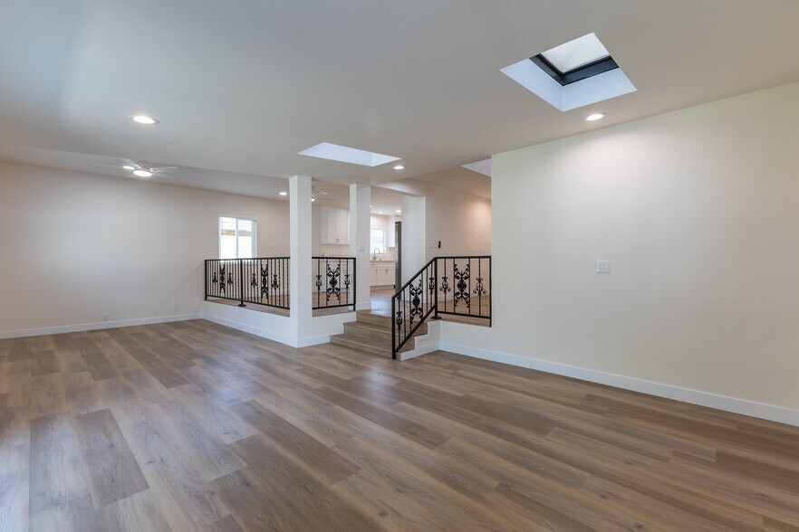 step down living area - 10342 Dempsey Ave