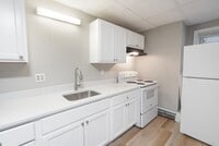 Building Photo - 175 School St