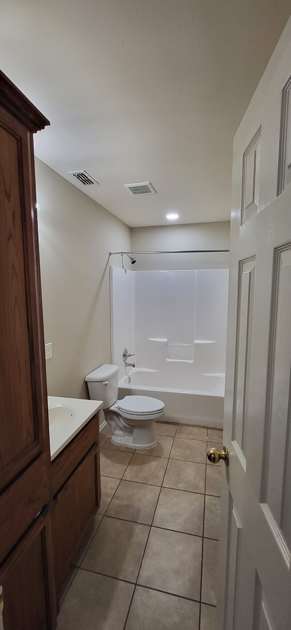 Building Photo - 422 Stone Drive