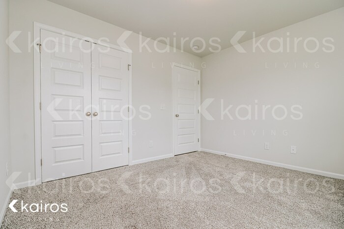 Building Photo - 104 Scots Pne Ct