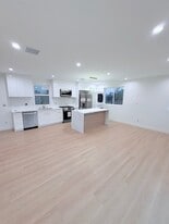 Building Photo - 8315 Kittyhawk Ave