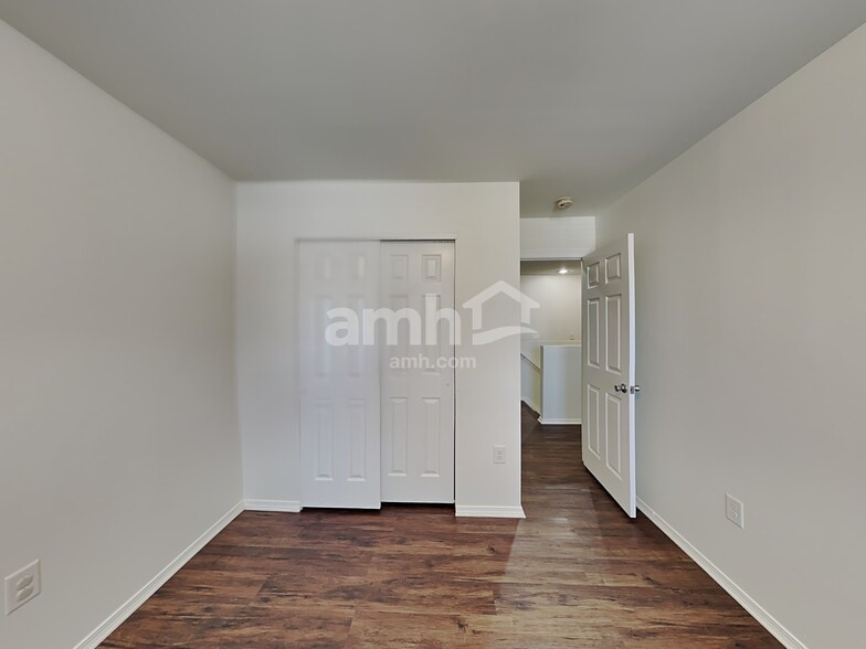 Building Photo - 4915 Manchineel Ln