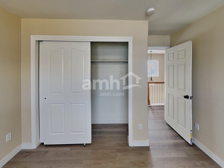 Building Photo - 17593 E 98th Way