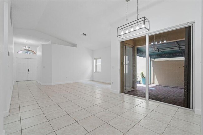 Building Photo - 11255 NW 53rd Ln
