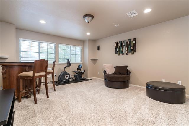 Building Photo - 5804 Pebble Ridge Dr