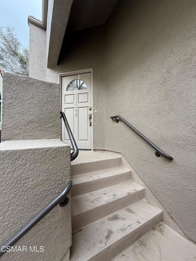 Building Photo - 11346 Old Ranch Cir