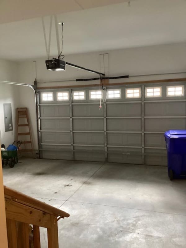 Building Photo - 35162 Helmsman Way