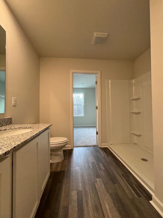 Building Photo - Newer 4BR 2.5BA Home!