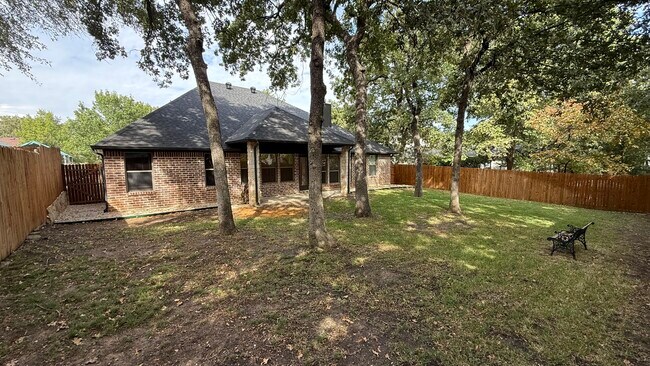 Building Photo - 1416 Shirley Way