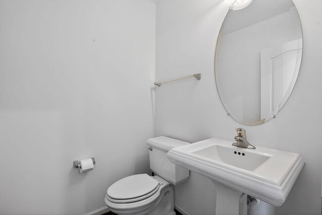 Building Photo - 610 Sprintsail Way