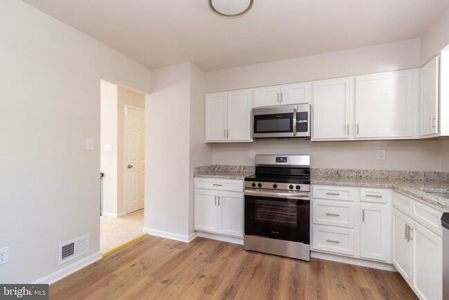 Building Photo - 4202 Flam St