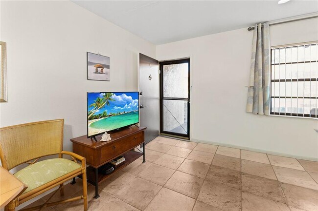 Building Photo - 24 Quails Run Blvd