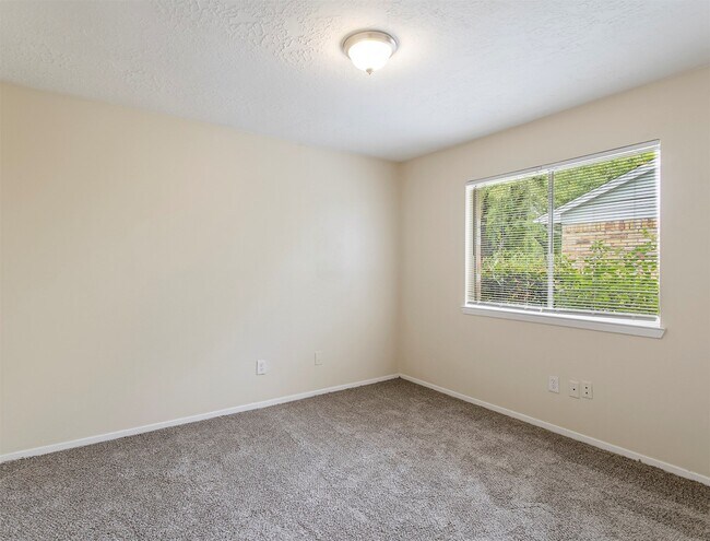 Building Photo - 8418 Lone Quail Dr