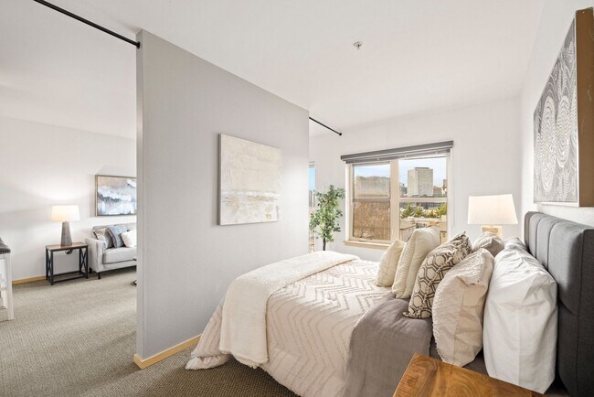 Building Photo - Top-Floor Studio with Stunning Views in Capitol Hill