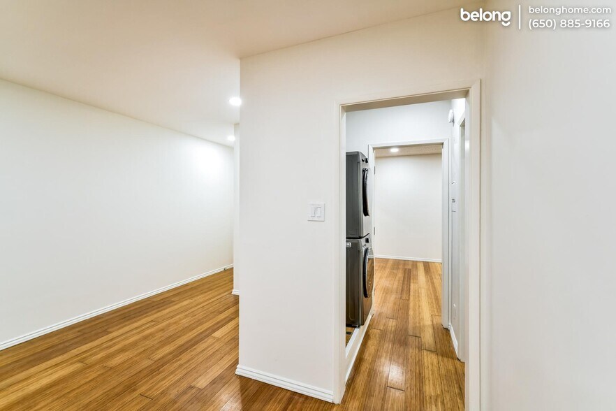 Building Photo - 1250 E Ocean Blvd