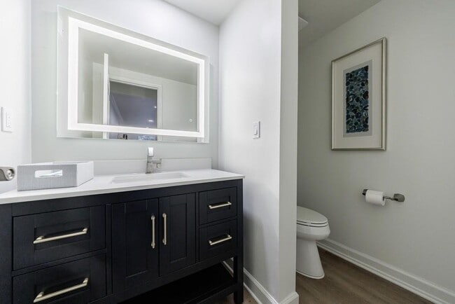 Building Photo - 459 Atlanta Country Club Dr