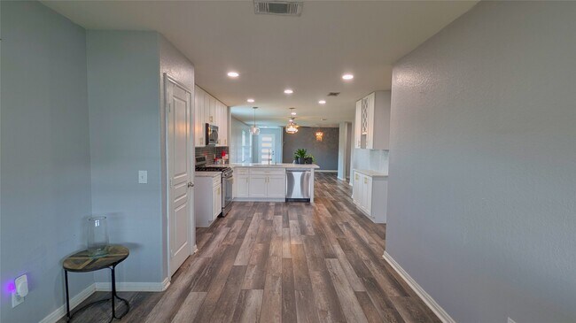 Building Photo - 12311 Skyview Rise Ct