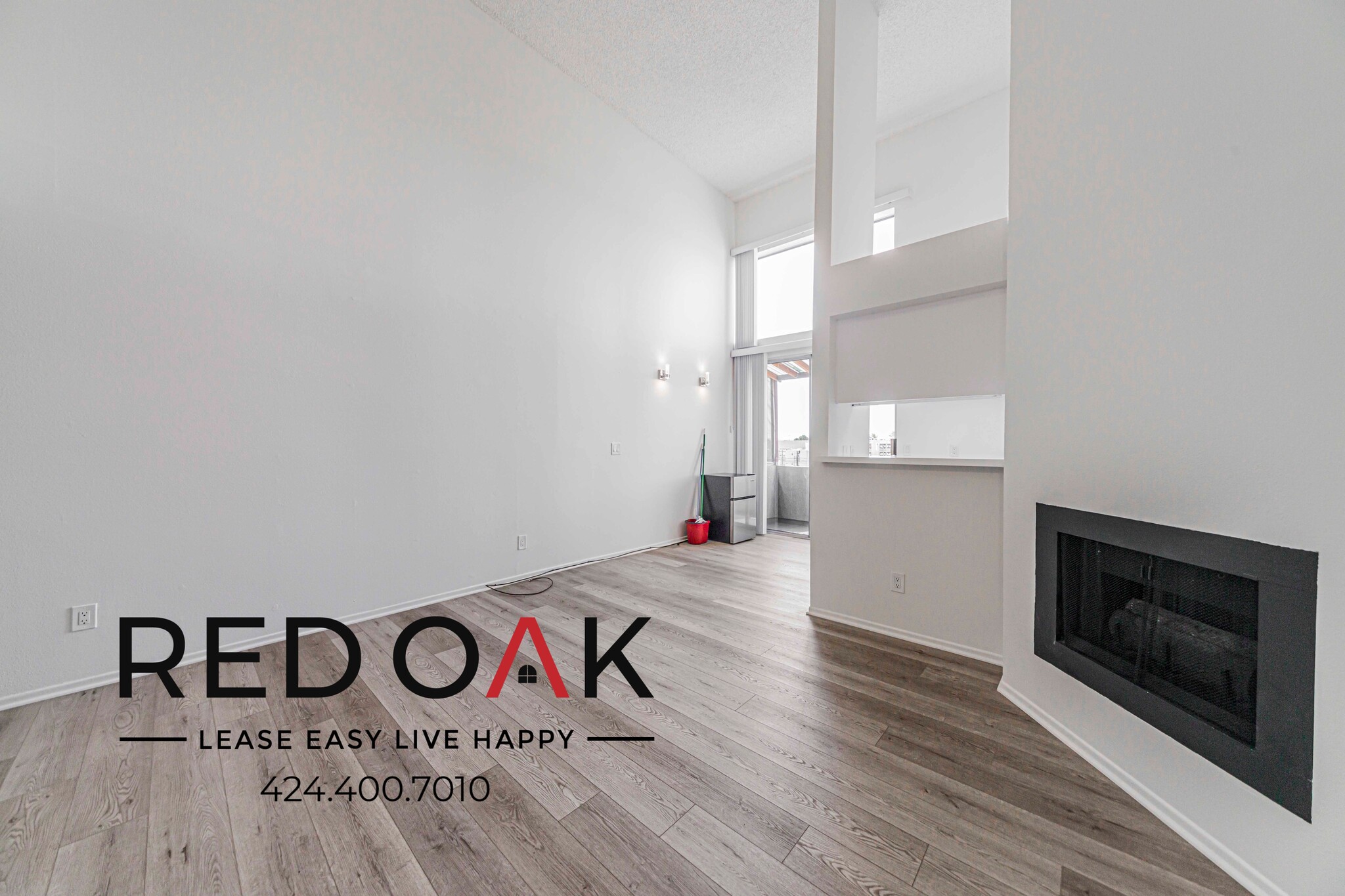 Building Photo - 8309 Cedros Ave