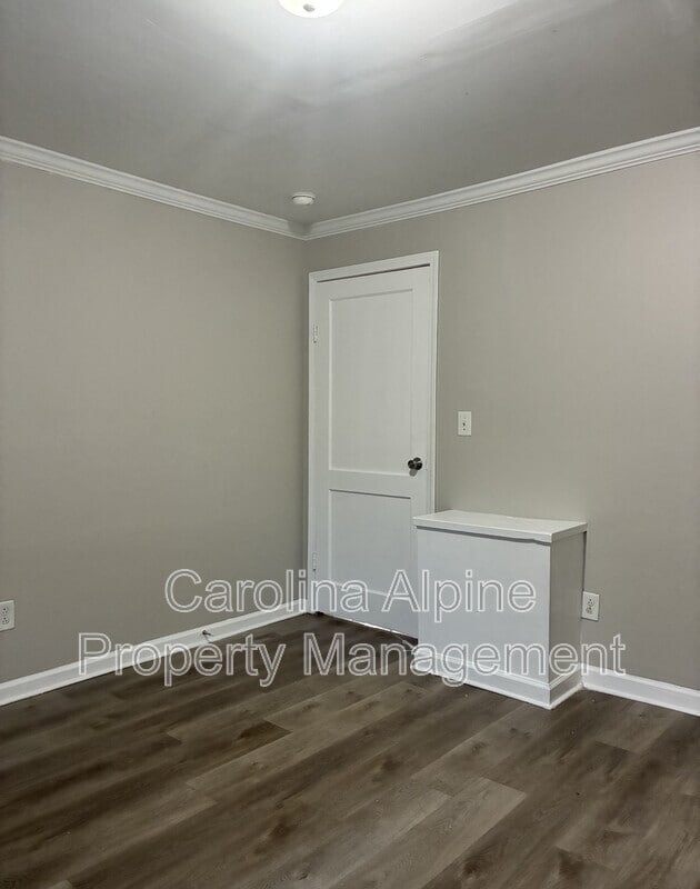 Building Photo - 7701 Boswell Rd