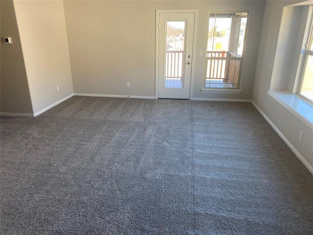 Building Photo - 1921 Emerald Vista Boulevard