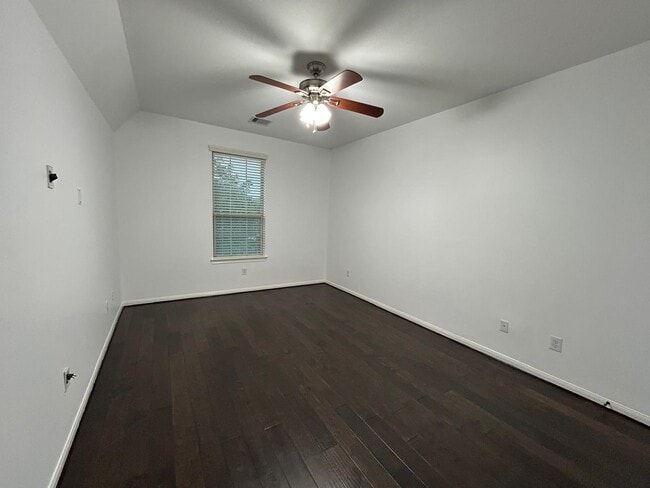 Building Photo - 17423 Hanoverian Dr