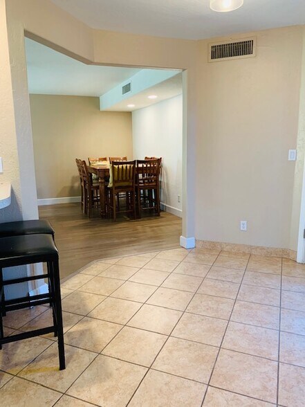 Building Photo - 13035 N 34th St