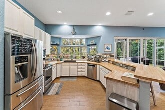 Building Photo - 19115 SE Coral Reef Ln