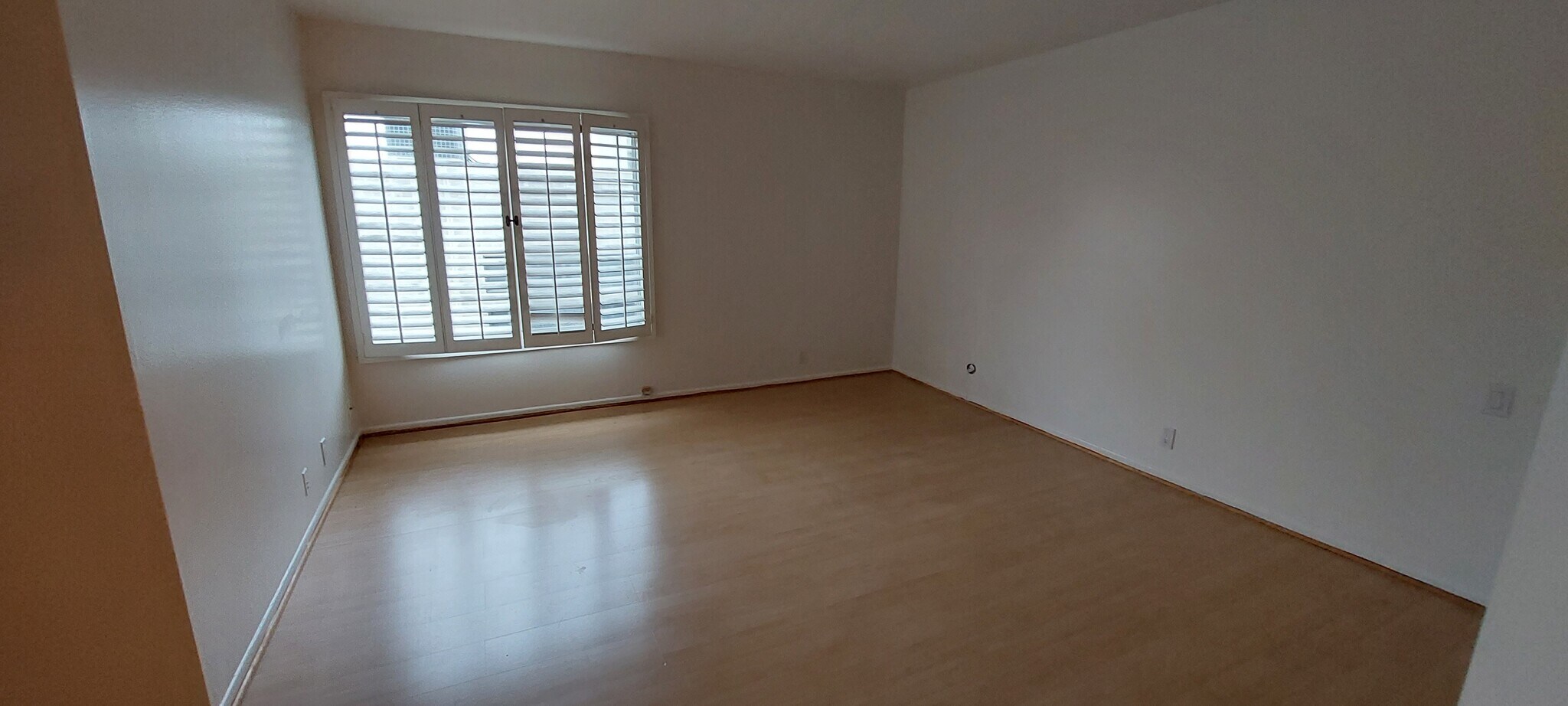 Building Photo - 1122 Peck Dr