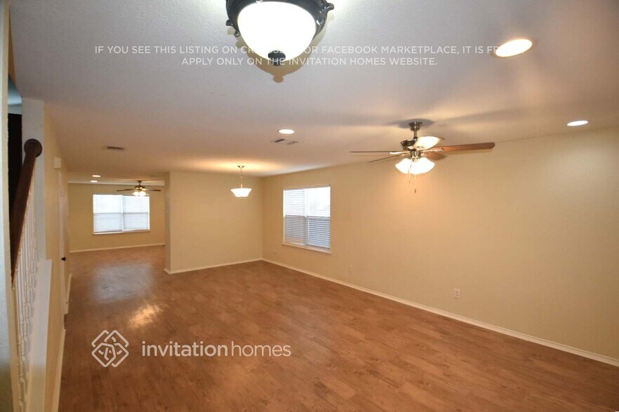 Building Photo - 9944 Osprey Dr
