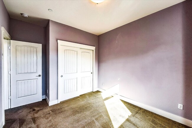 Building Photo - LUXURY TOWNHOME IN SUNNYVALE | 2014 BUILD