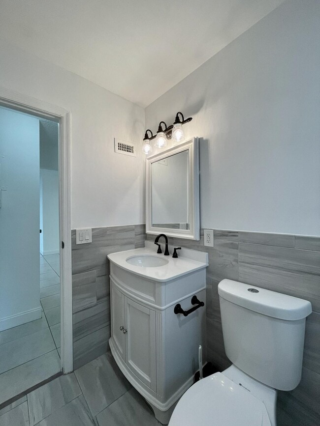 Building Photo - 11420 NW 35th St