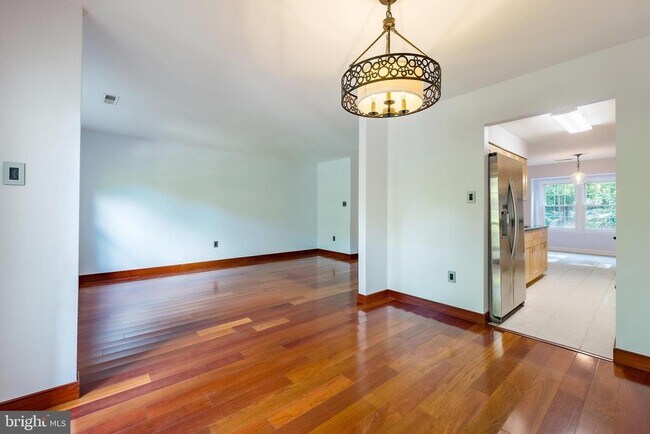 Building Photo - 7603 Heatherton Ln