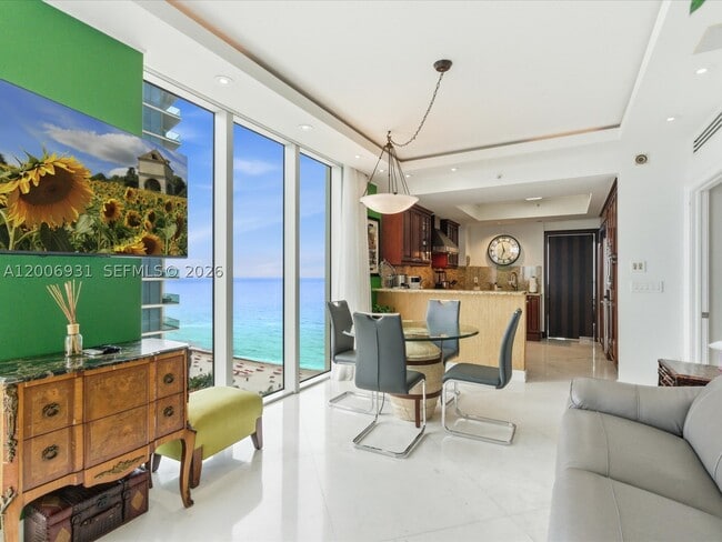 Building Photo - 17875 Collins Ave