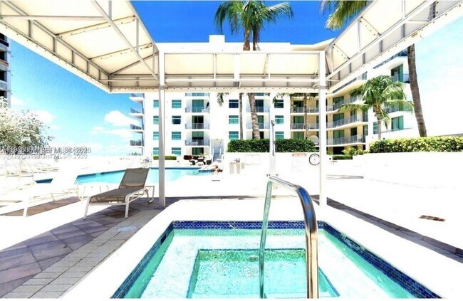 Building Photo - 140 S Dixie Hwy