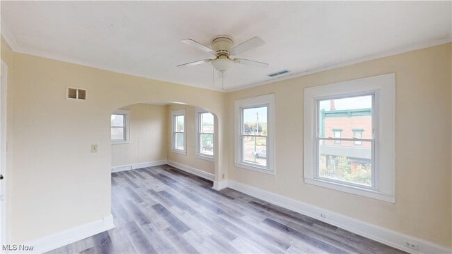 Building Photo - 120 N 15th St
