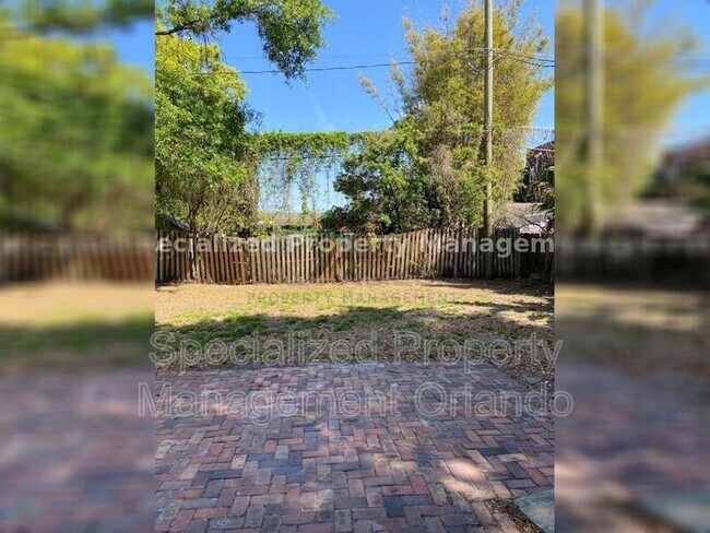 Building Photo - 805 W Smith St