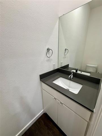 Building Photo - 4211 Delano Pl