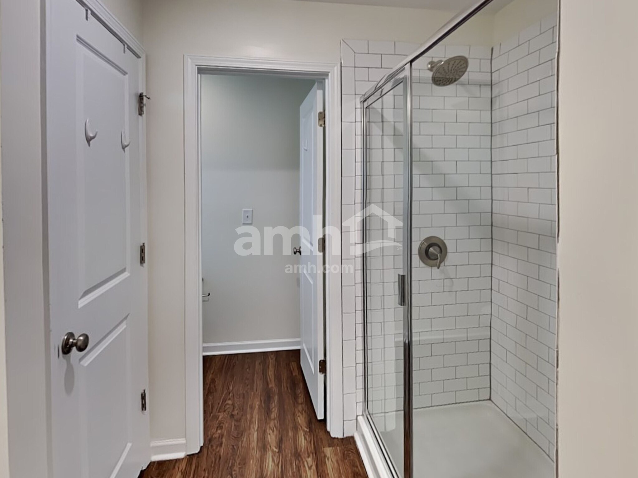 Building Photo - 32 Landsdown Xing