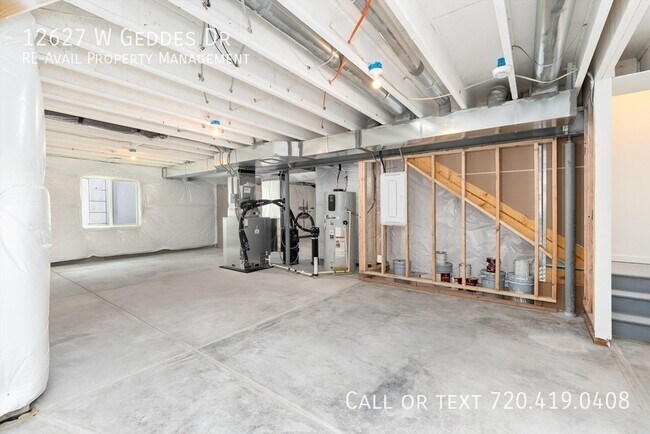 Building Photo - 12627 W Geddes Dr