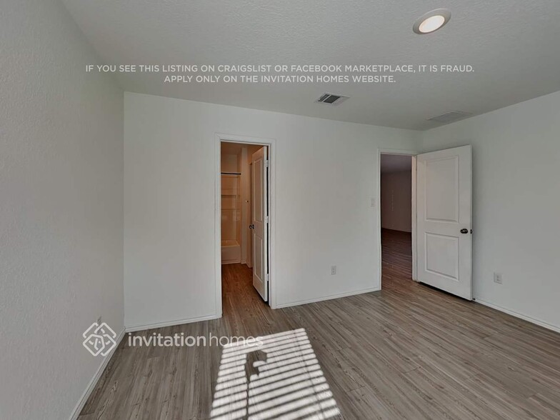 Building Photo - 156 Parish Ln