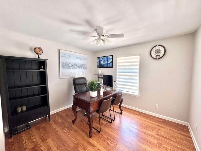 Building Photo - 313 Linden Ln