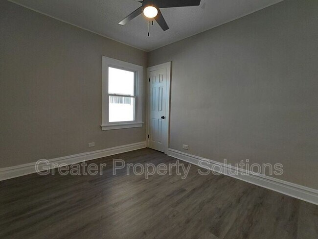 Building Photo - 6624 Jefferson Ave