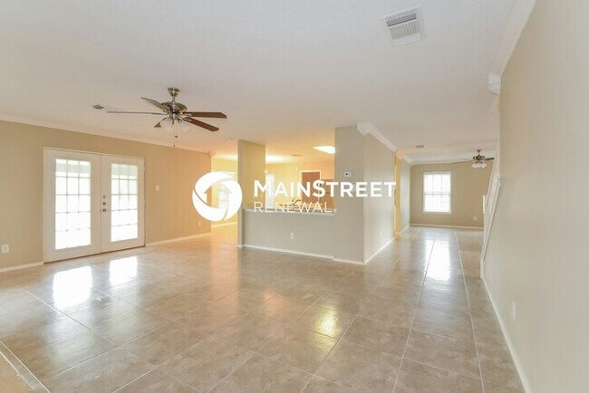 Building Photo - 5 Bedroom Pet-Friendly Home in Converse, TX with Main Street Renewal