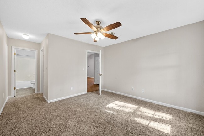 Building Photo - 529 Southwind Dr