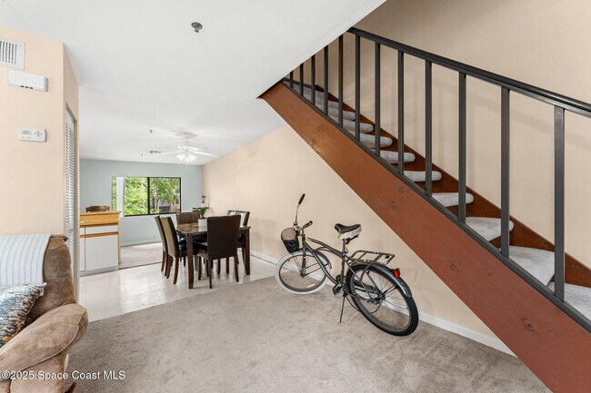 Building Photo - 7814 Shadowood Dr