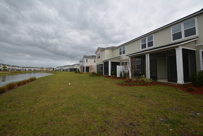 Building Photo - 344 Redbud Rd