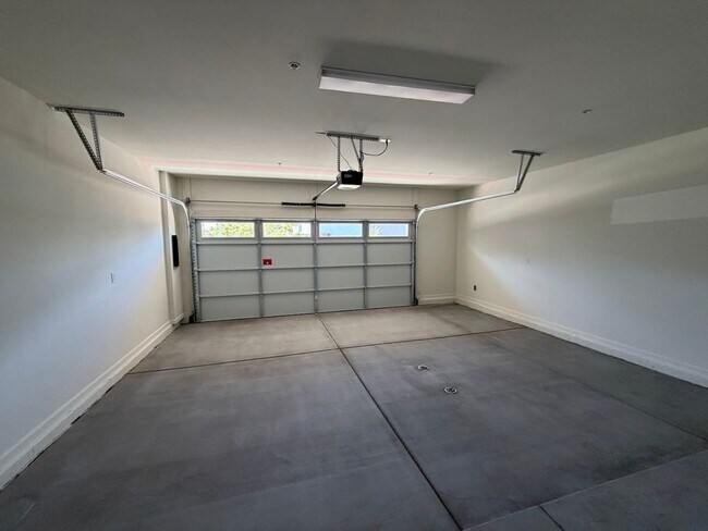 Building Photo - Brand New Never Lived in! Location, location, location! Stunning modern style 3 bedroom/2.5 bathr...
