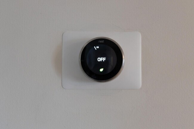 Building Photo - Los Feliz/Hollywood Hills AMAZING 6 Bed/4 Bath/Pool Luxury Home for Lease!