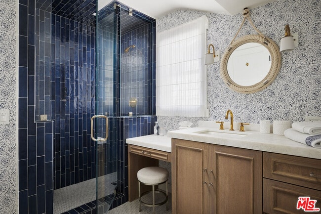 Building Photo - 204 Pearl Ave