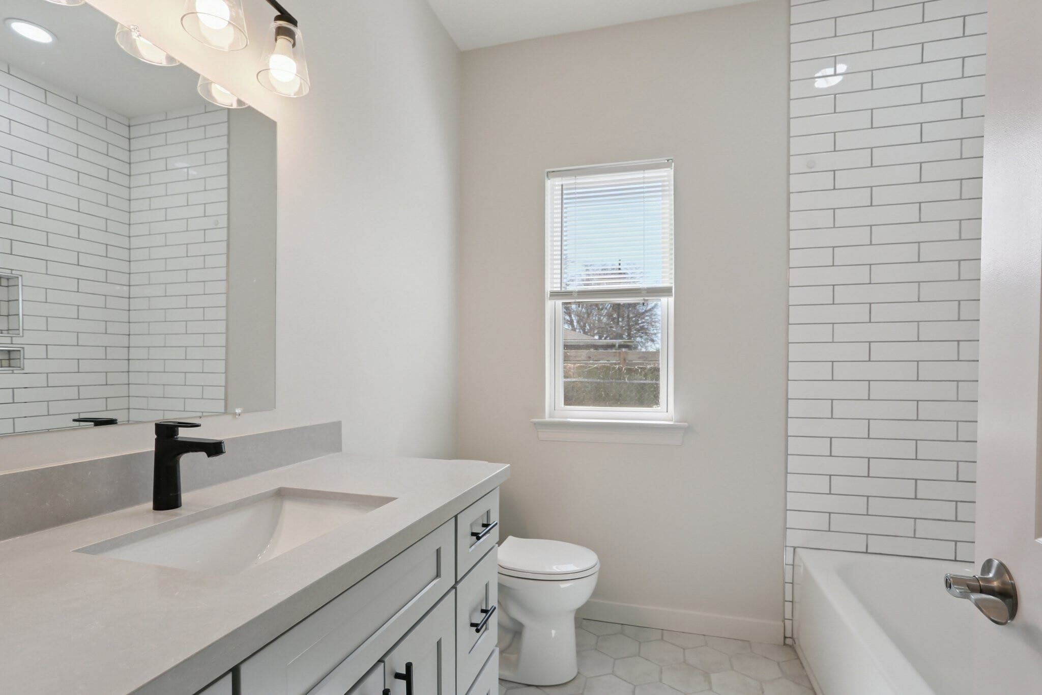 Building Photo - 32 Ashton Cox Dr